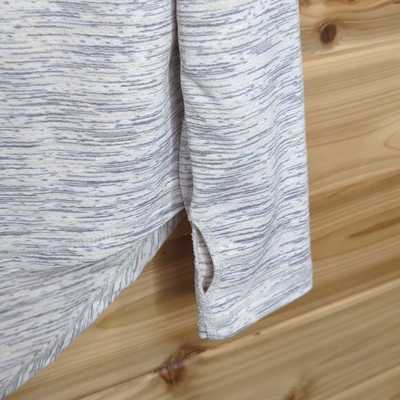 Zyia Active Light Gray Split Back Long Sleeve T Size Medium - Picture 3 of 9